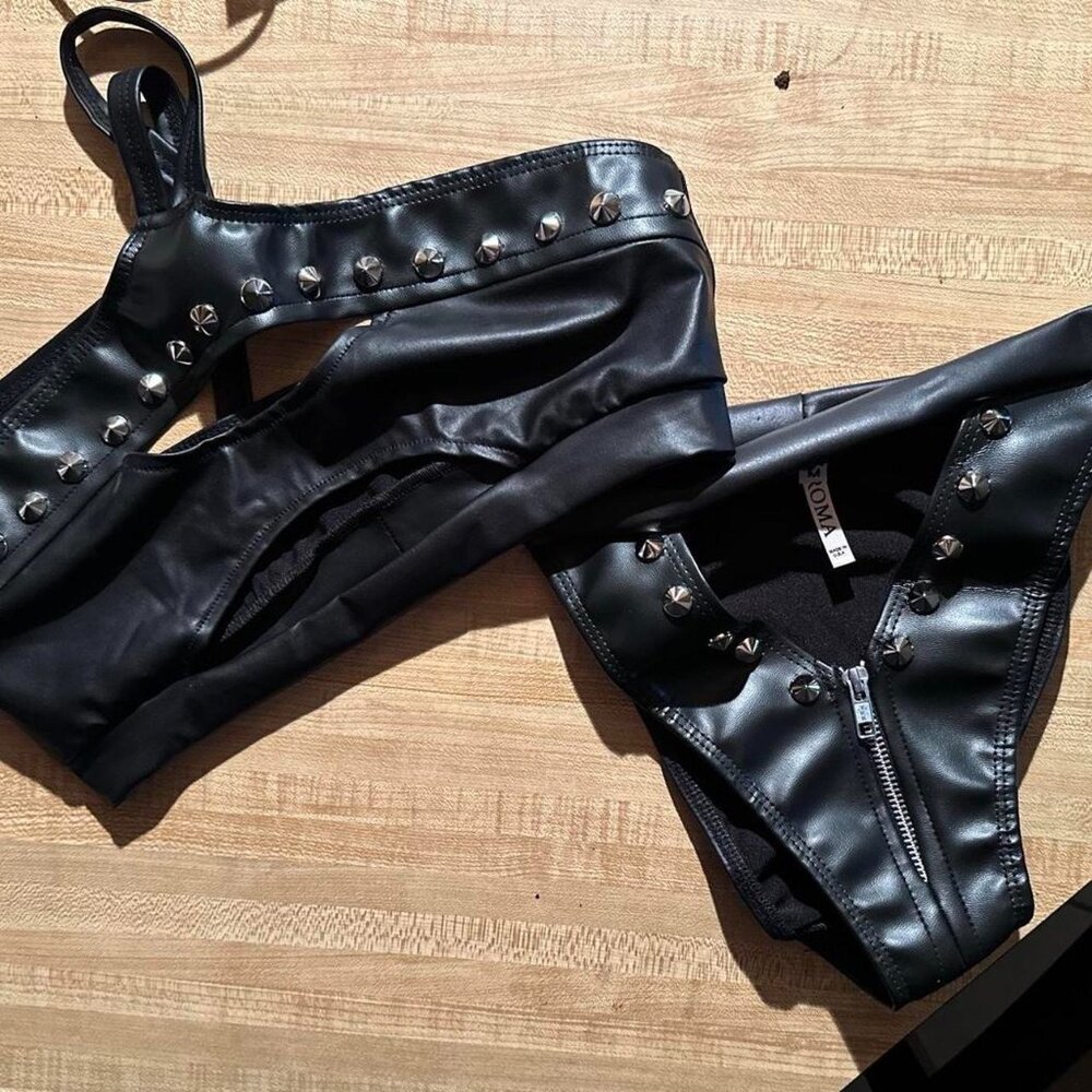 Rave Wonderland 2pc Calling The Shots Studded Faux Leather Set-Medium
